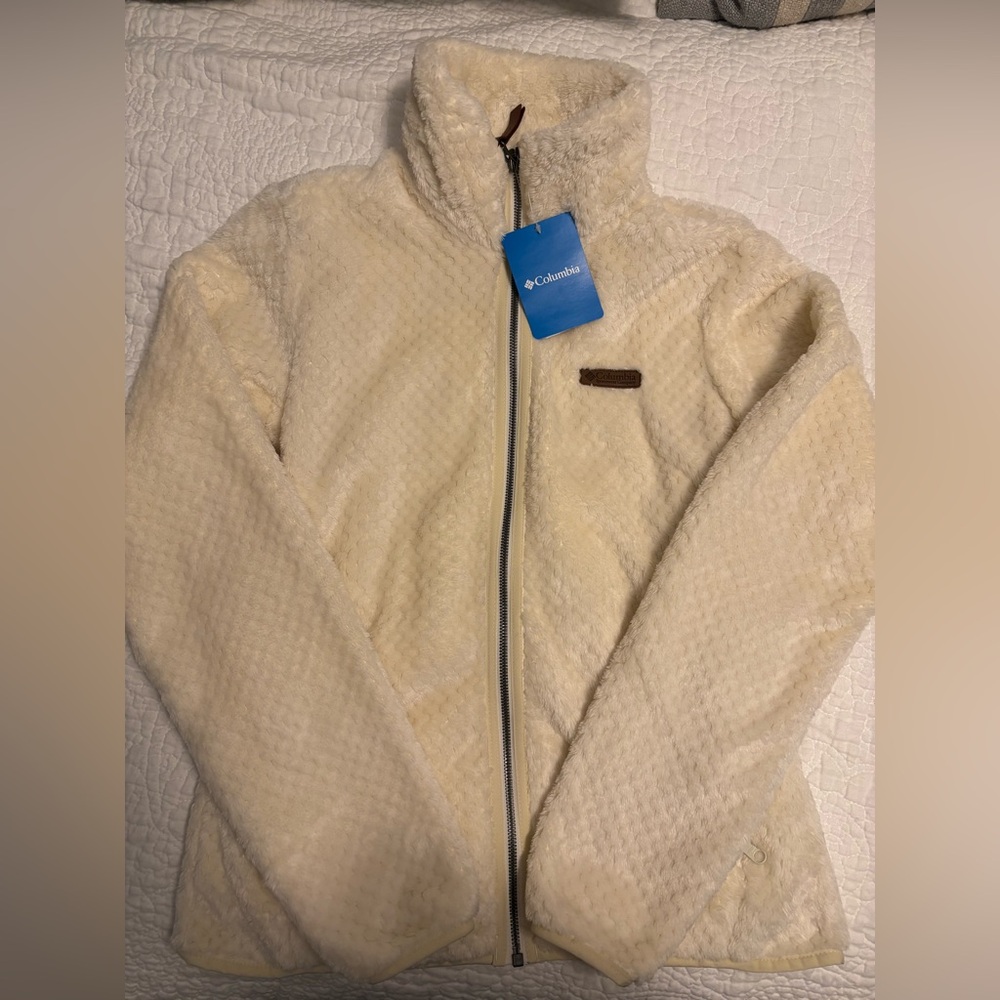 Brand new Columbia Women’s Fireside II Sherpa Full Zip Fleece size small